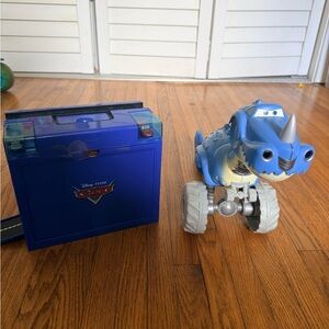 Disney Pixar Cars On the Road Roll-and-Chomp Dino & play set